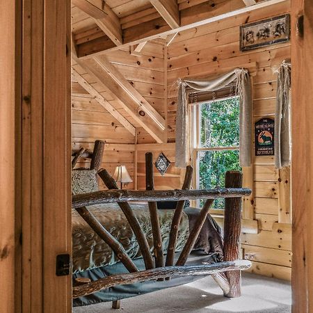 Mountain Spirit Cabin Waldens Creek ภายนอก รูปภาพ